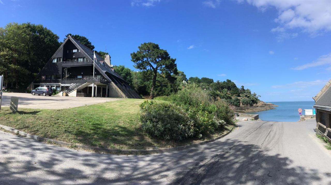 Auberge De Jeunesse Hi קאנקל מראה חיצוני תמונה