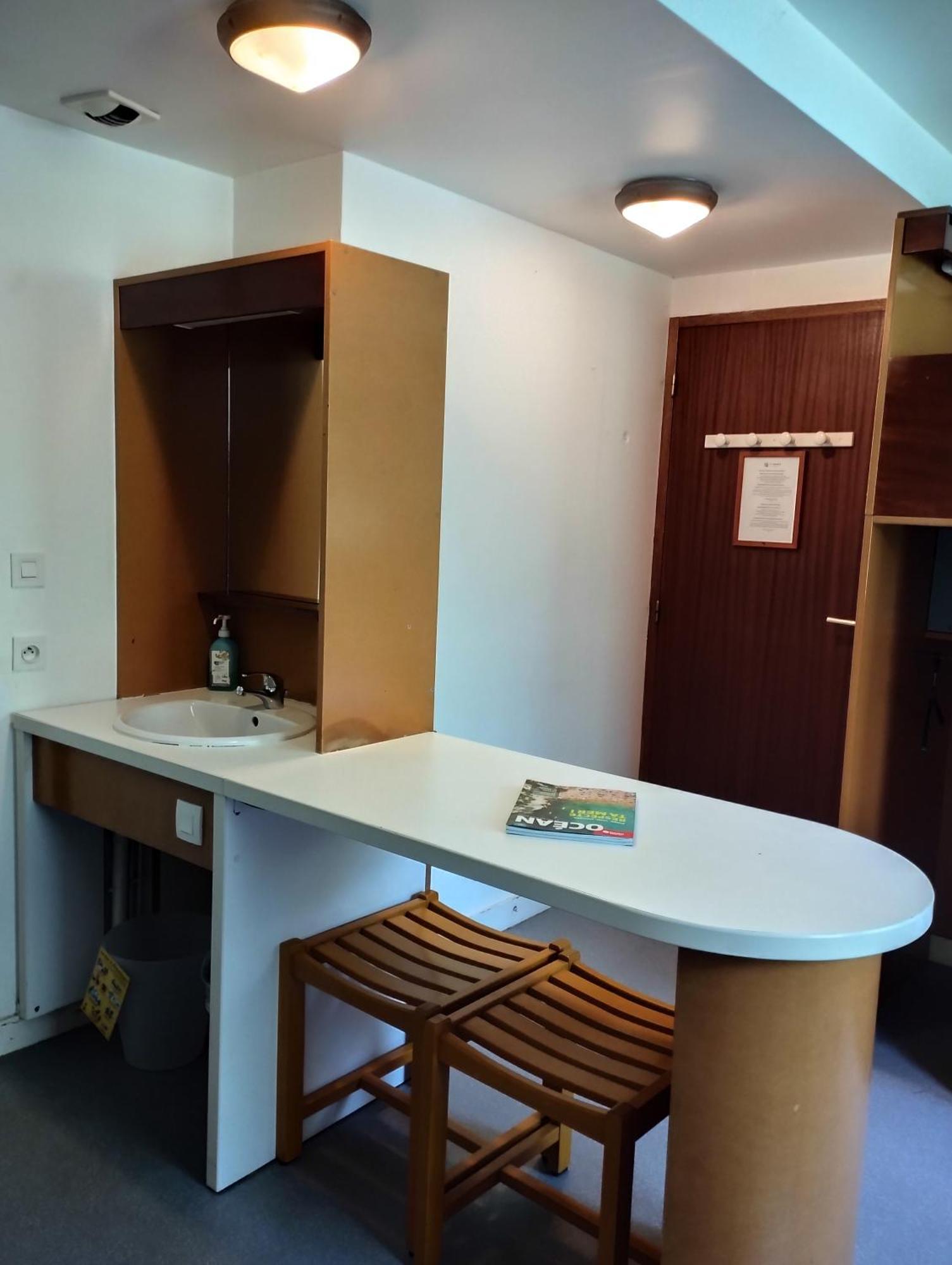 Auberge De Jeunesse Hi קאנקל מראה חיצוני תמונה