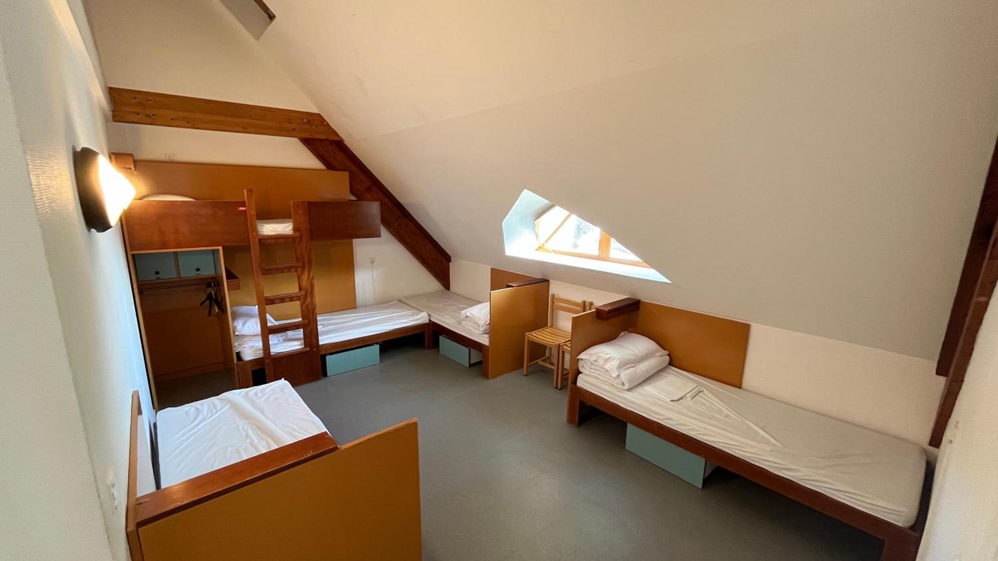 Auberge De Jeunesse Hi קאנקל מראה חיצוני תמונה