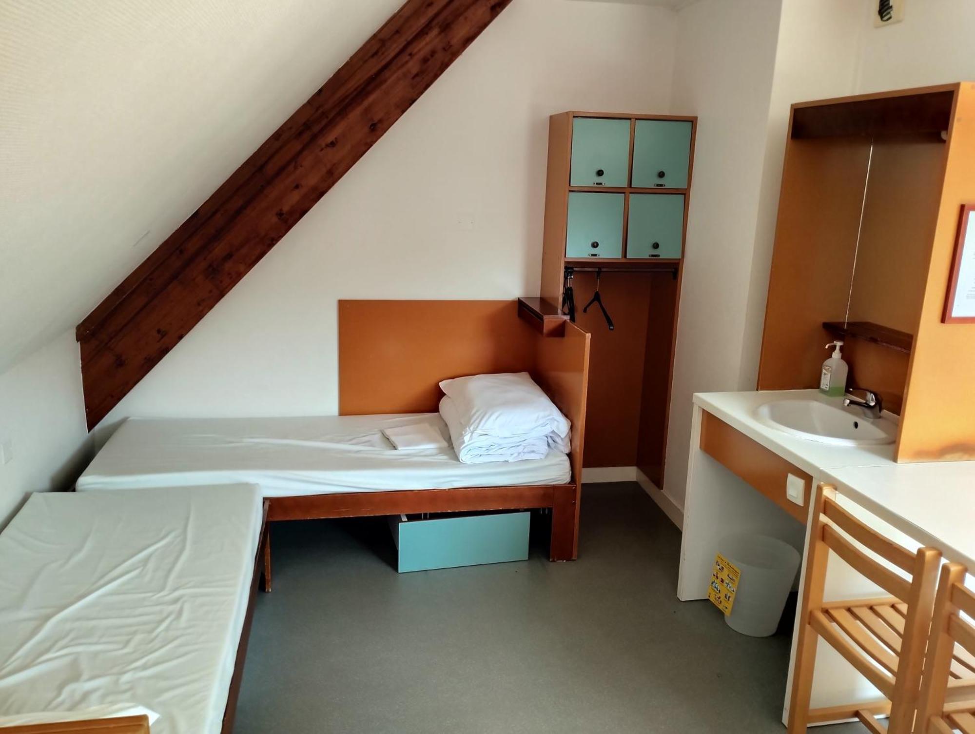 Auberge De Jeunesse Hi קאנקל מראה חיצוני תמונה